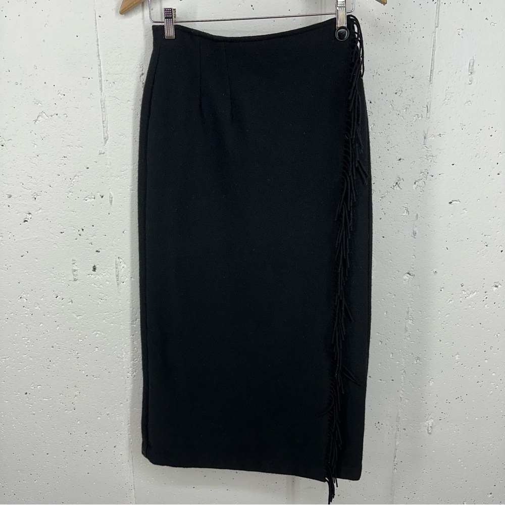 Vintage Woolrich Women’s size 8 Black 100% Wool Fringe Wrap Midi Lined Skirt